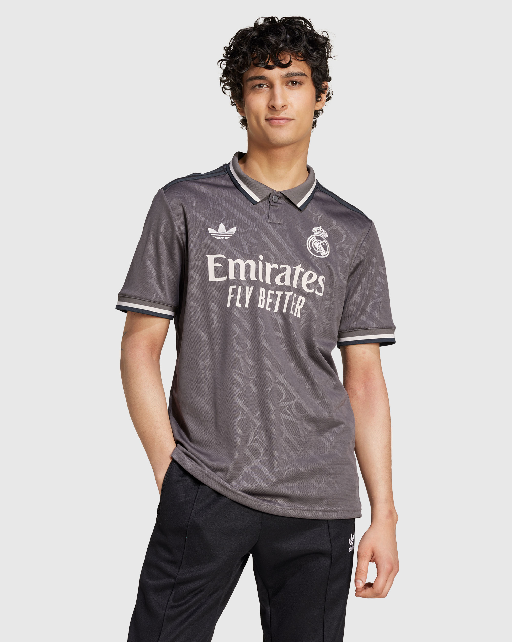 Terza Maglia 24/25 Real Madrid Nero Uomo