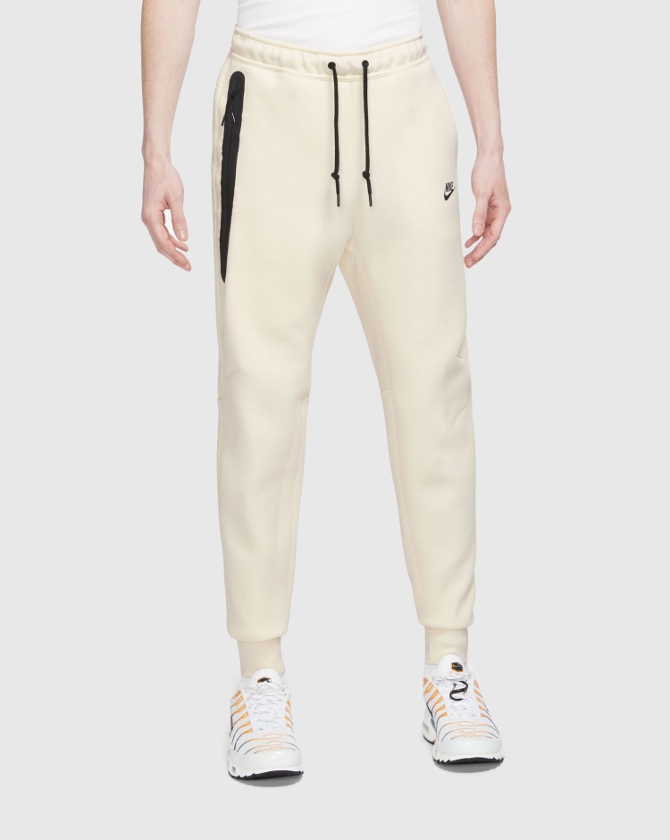 Nike Pantaloni Joggers Tech Fleece Bianco Uomo