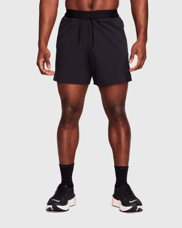 Nike Shorts versatili Dri-FIT 15 cm Nero Uomo