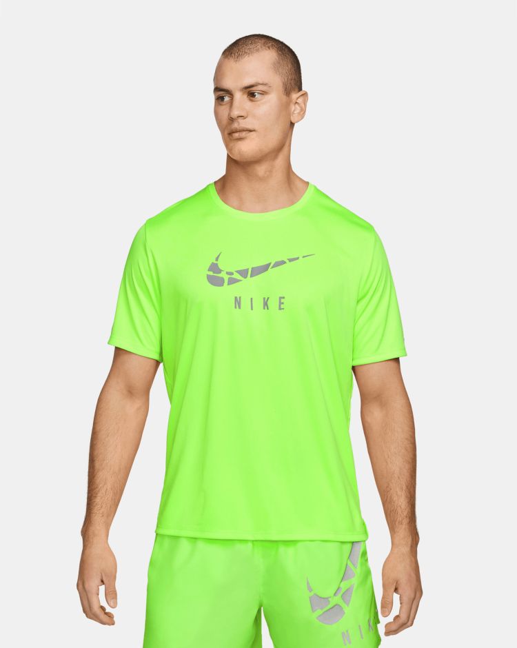 Nike T-Shirt Dri-FIT Run Division Verde Uomo