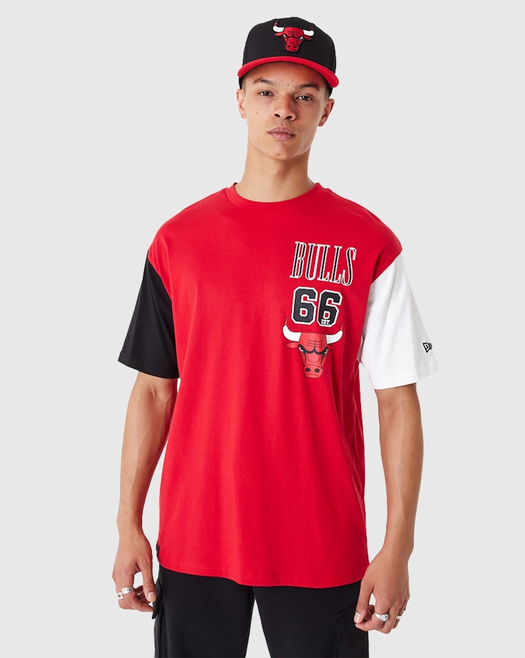 New Era NBA T-Shirt Oversize Cut Sew Chicago Bulls Rosso Uomo