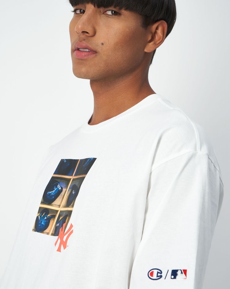 Champion T-Shirt In Cotone Foto MLB Bianco Uomo