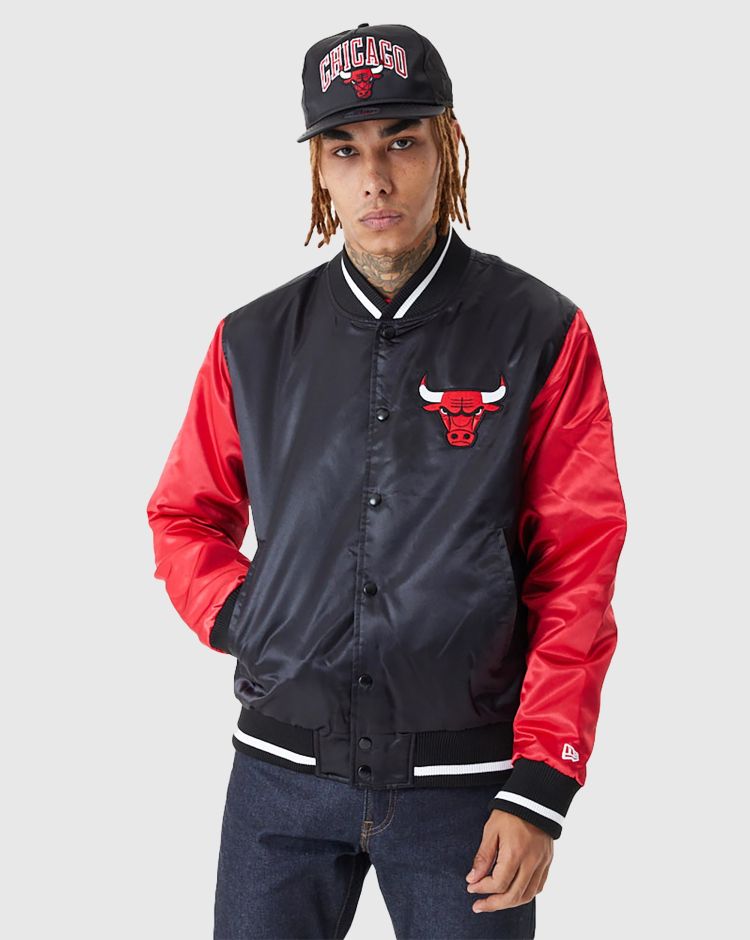 New Era NBA Giacca Satin Bomber Chicago Bulls Nero Uomo