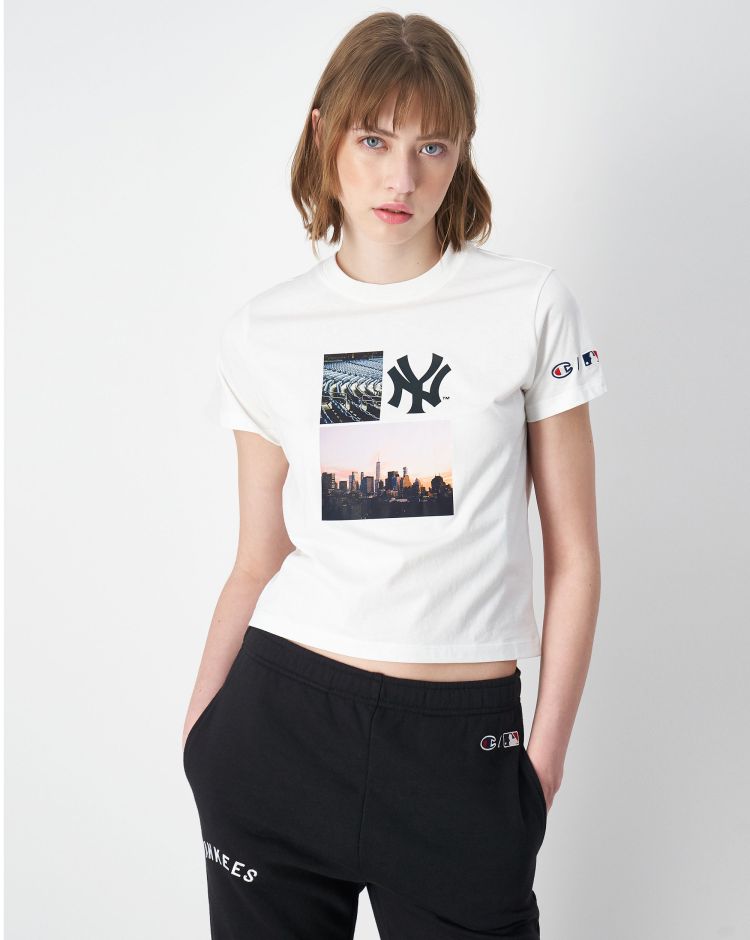 Champion T-shirt Cropped In Cotone MLB Bianco Donna