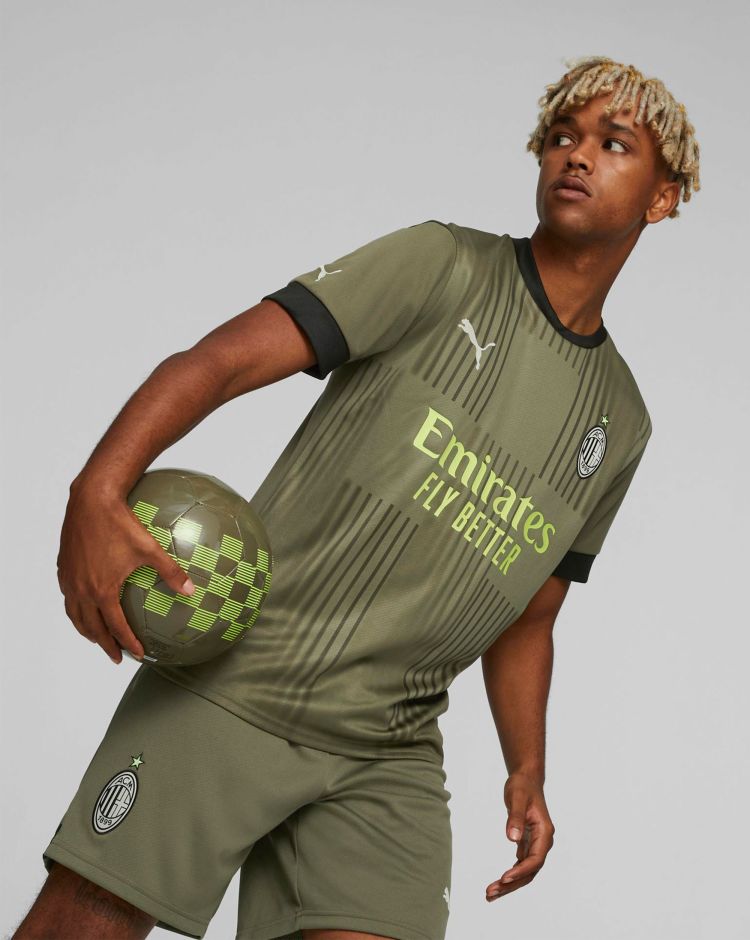 Puma AC Milan Terza Maglia Jersey Replica 2022/2023 Verde Uomo