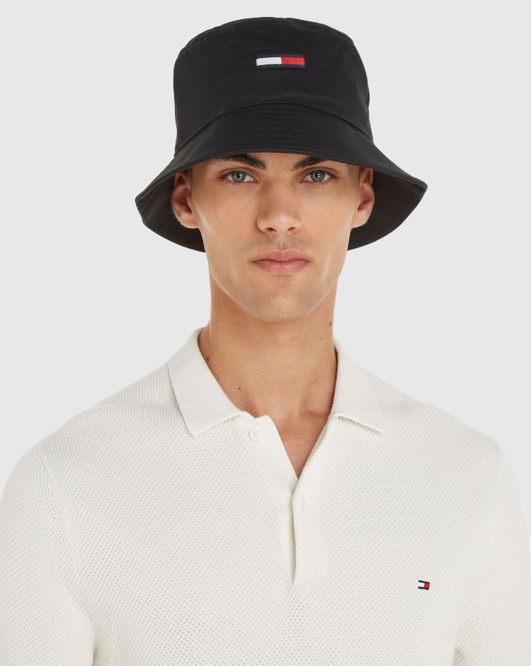 Tommy Hilfiger Cappello a Secchiello con Bandierina Ricamata Nero