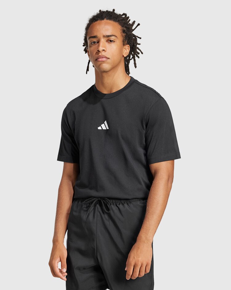 T-shirt Essentials Small Logo Single Jersey Nero Uomo