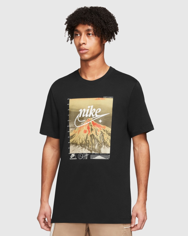 Nike T-Shirt Manica Corta Sportswear Nero Uomo