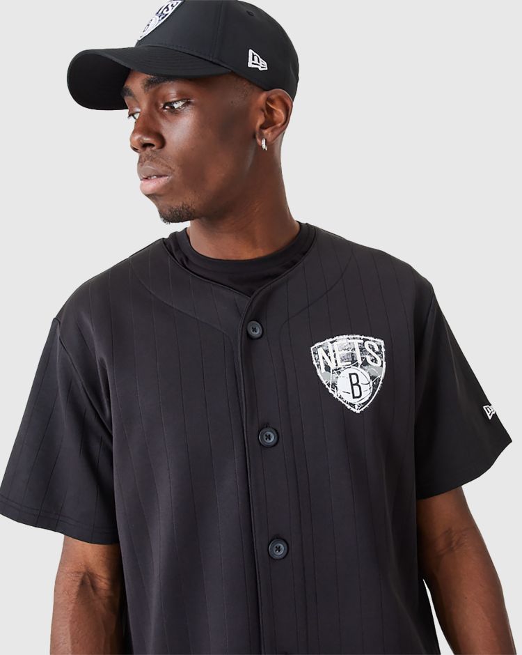 New Era T-shirt Brooklyn Nets Infill Team Logo Jersey Nero Uomo