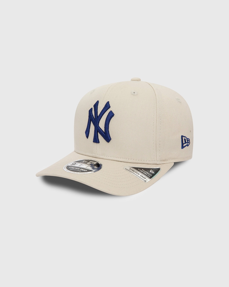 New Era Cappellino 9FIFTY® New York Yankees Team Colour Stretch Snap Beige