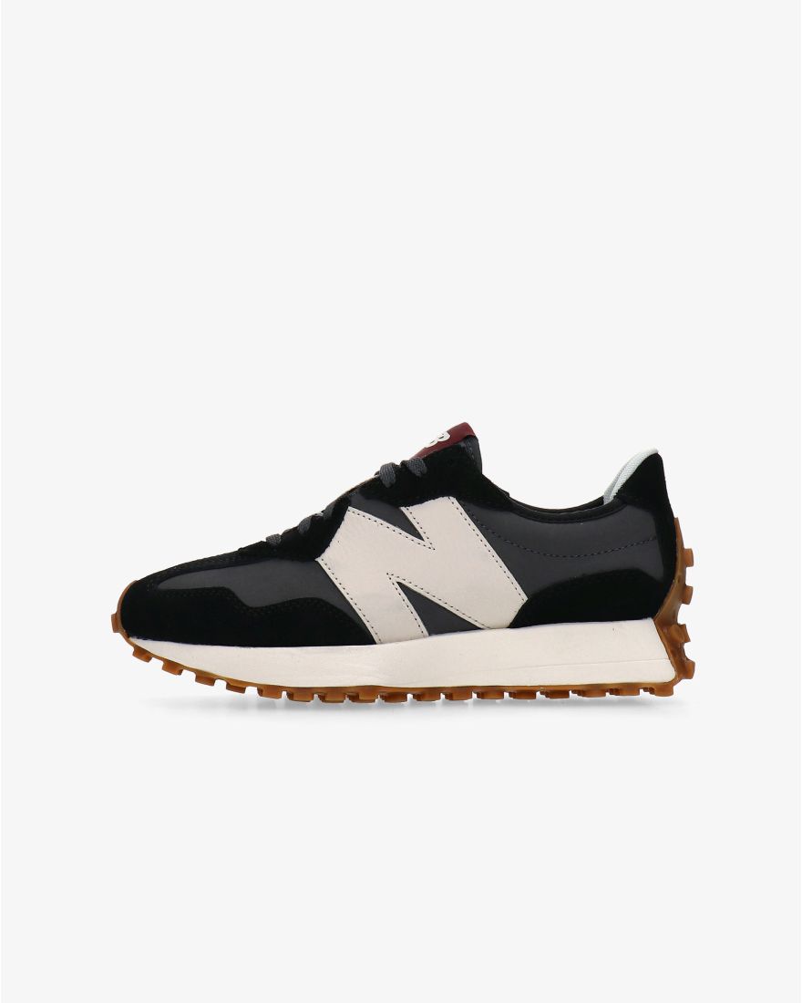 New Balance 327 Donna Nero | Game7Athletics جهاز قياس الوزن New Balance 327 Donna Nero | Game7Athletics جهاز قياس الوزن