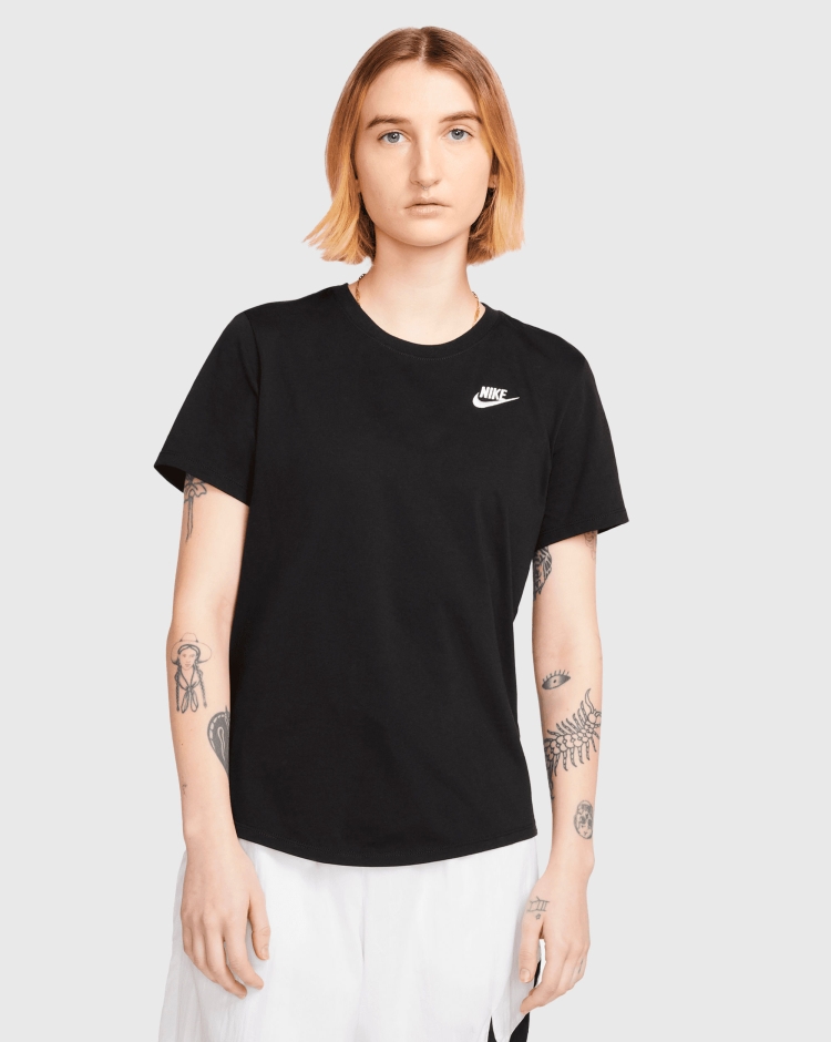 Nike T-Shirt Sportswear Club Nero Donna
