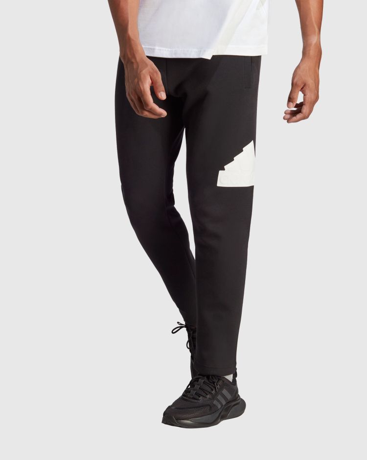 Adidas Pantaloni Future Icons Badge of Sport Nero Uomo