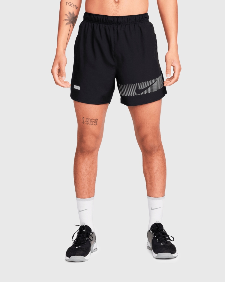 Nike Challenger Flash Shorts da Running Dri-FIT 13 cm Nero Uomo