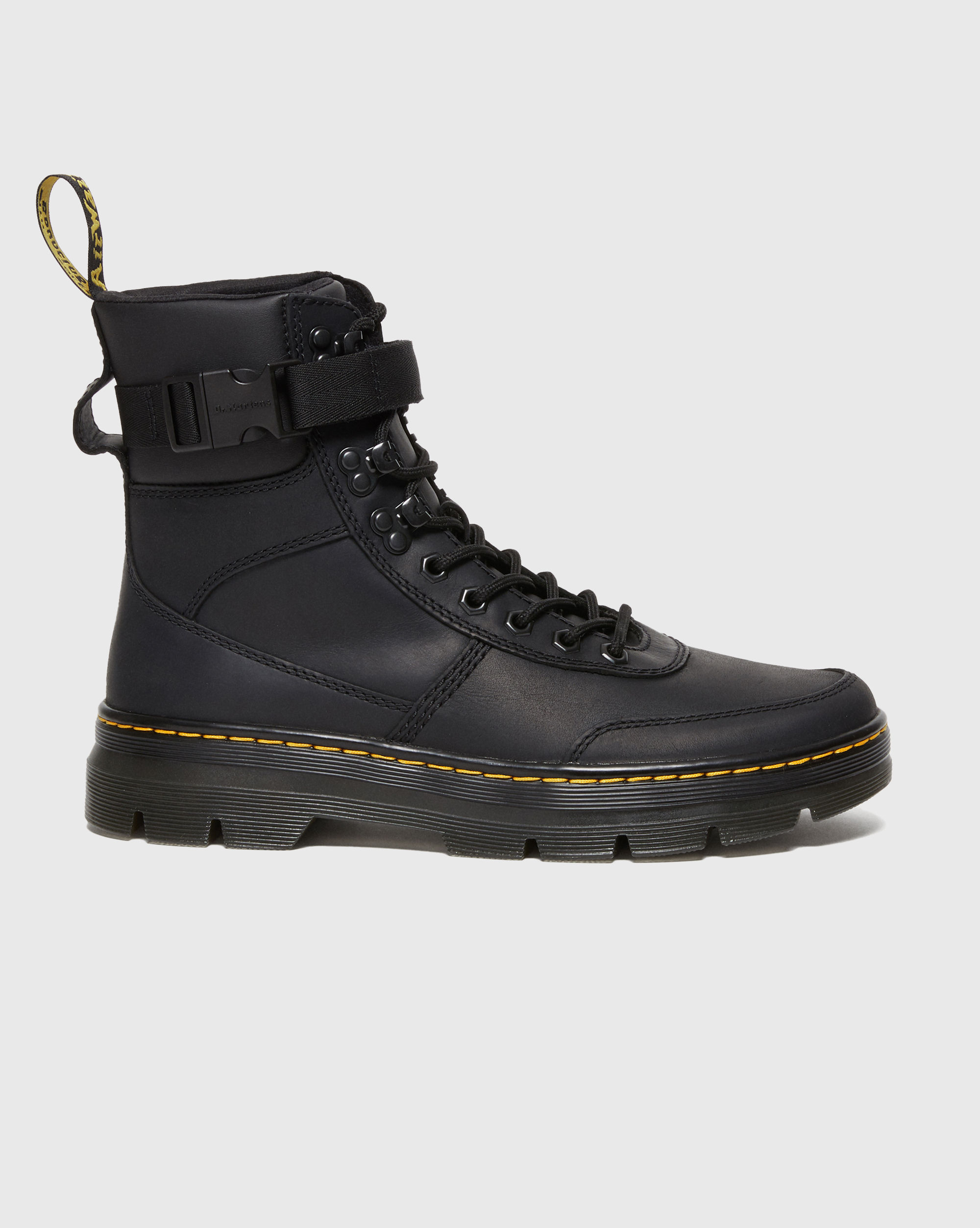 Dr Martens Combs Tech Leather Nero Uomo